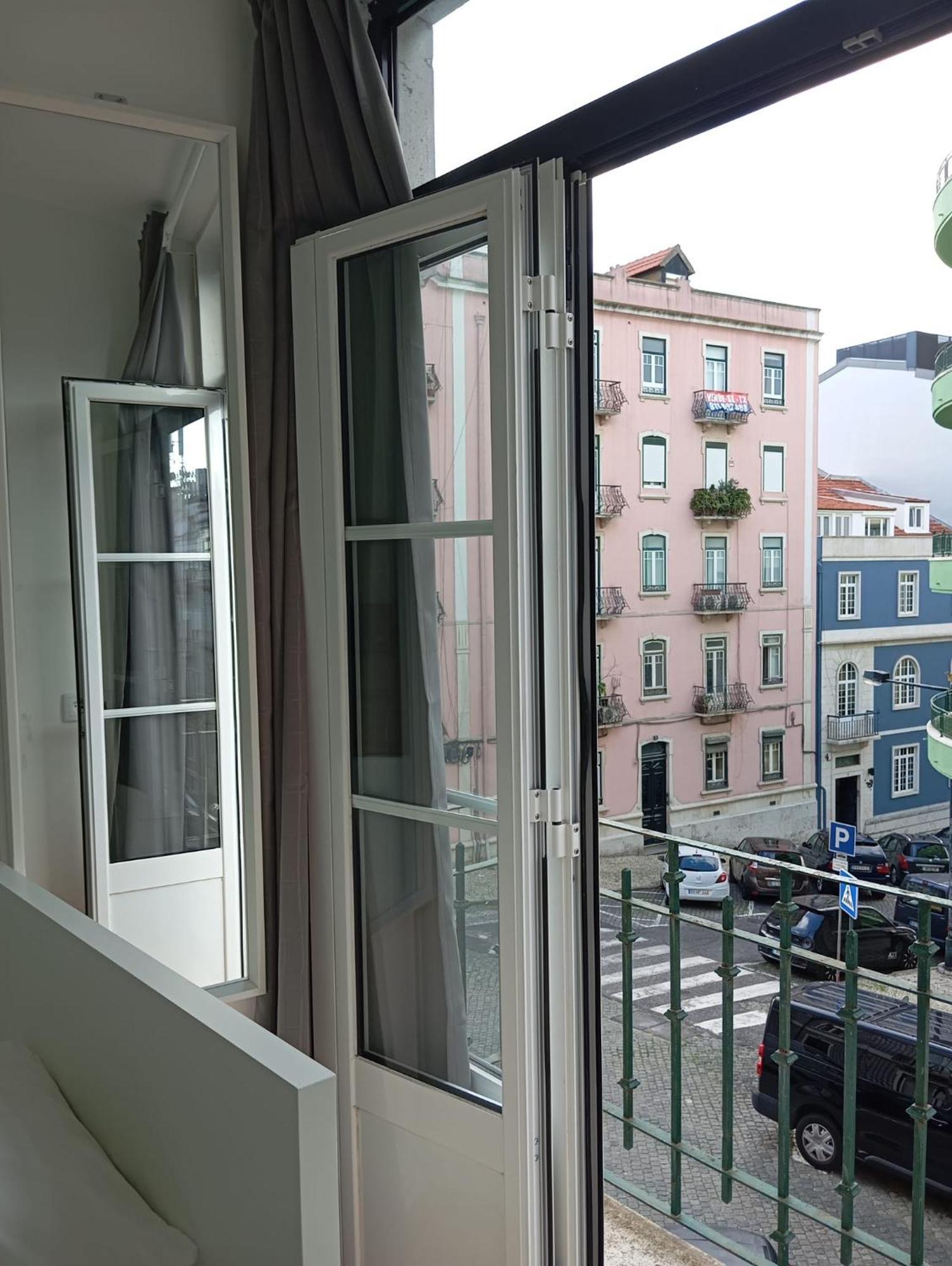 Apartamento Pensamento Inedito 55 Lisbon Exterior photo